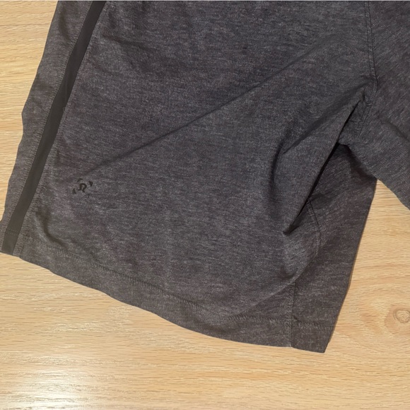 Lululemon Pace Breaker Shorts - Picture 3 of 4